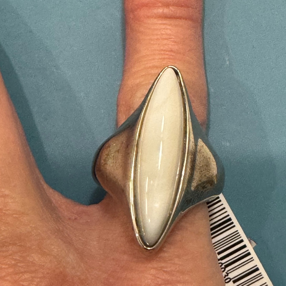 Nambe Silver and White opal Women's Ring